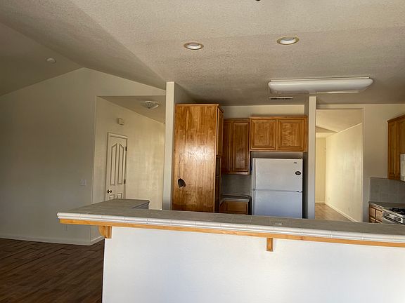 4th image of 1713 Mills Dr