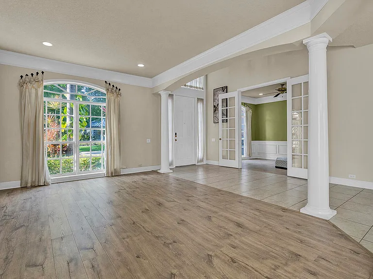 10290 NW 60th Pl — Photo 11