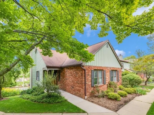 1 Mourning Dove Ter, Allamuchy Twp., NJ 07840