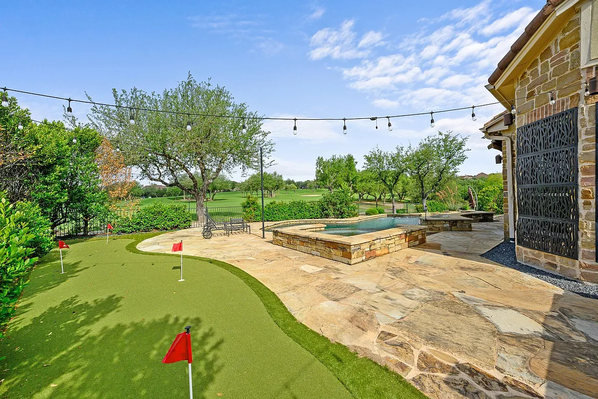 Building Photo - 4008 Sugarloaf Dr