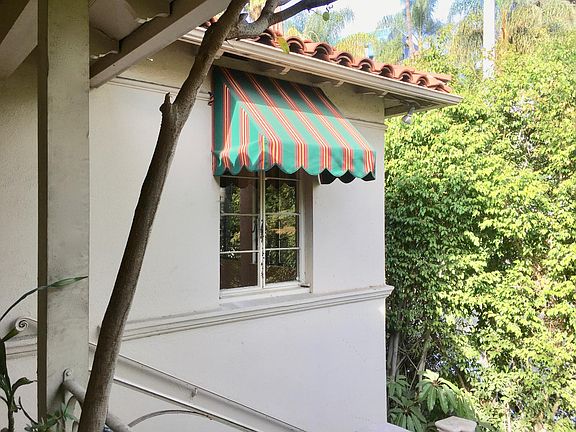 4th image of 8480 Fountain Ave