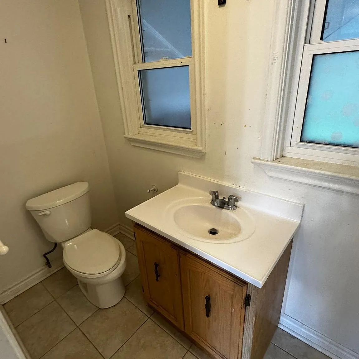 3 bed, $2,400 — Photo 1