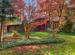 56 School St, Dunstable, MA 01827