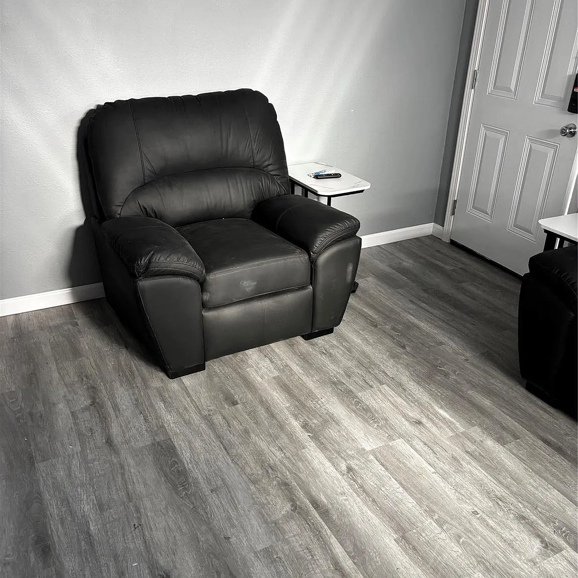 2 bed, 1.0 bath, 572 sqft, $1,300 — Photo 4