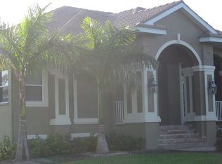 27211 Driftwood Dr, Bonita Springs, FL 34135