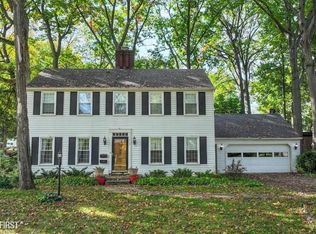 1717 Lynbrook Dr, Flint, MI 48507