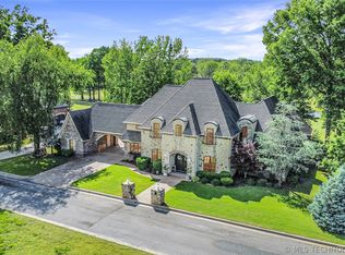 3270 Cypress Ln, Tahlequah, OK 74464