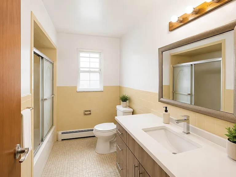 121 E Edsall Ave #2 — Photo 7