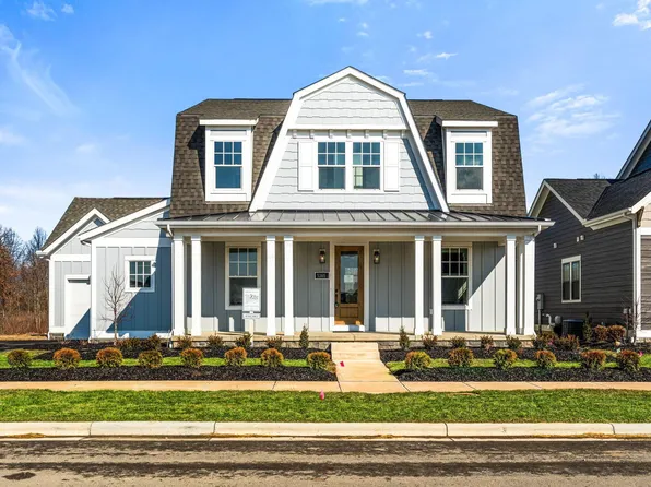 5365 Maple Dr, Lewis Center, OH 43035