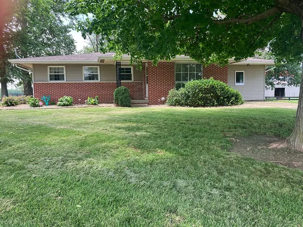 7789 N Wildlife Dr, Hopedale, IL 61747