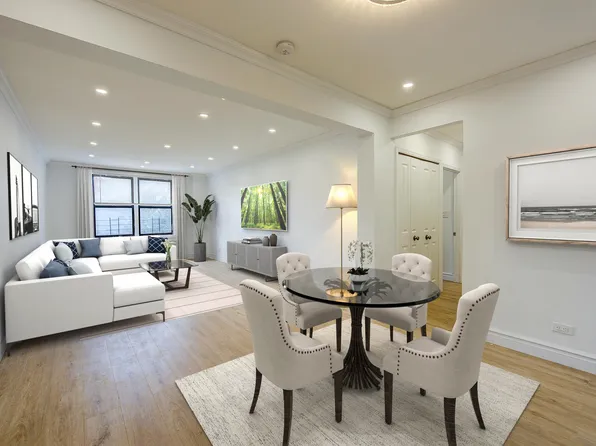 100-25 Queens Boulevard image 15 of 40