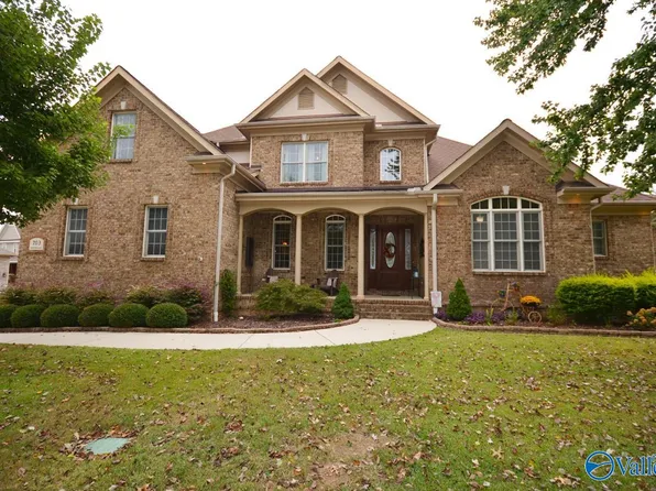 703 Bastion Ln SE, Huntsville, AL 35803