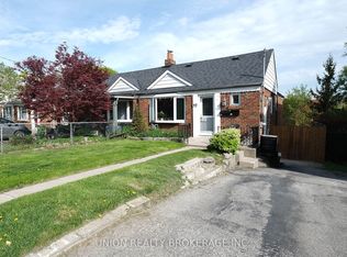 40 Winston Ave UNIT B, Toronto, ON M1N 1W3