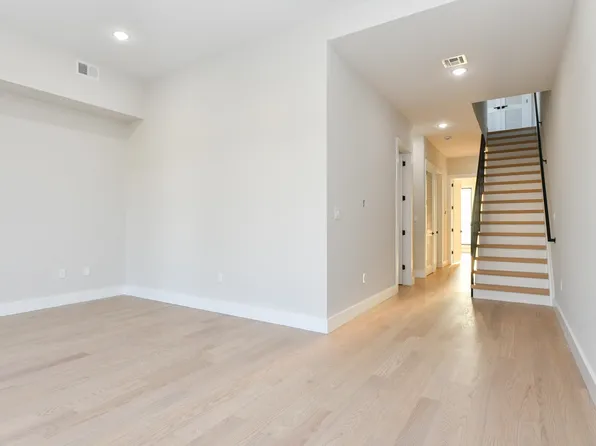 221 Columbia Avenue image 32 of 50