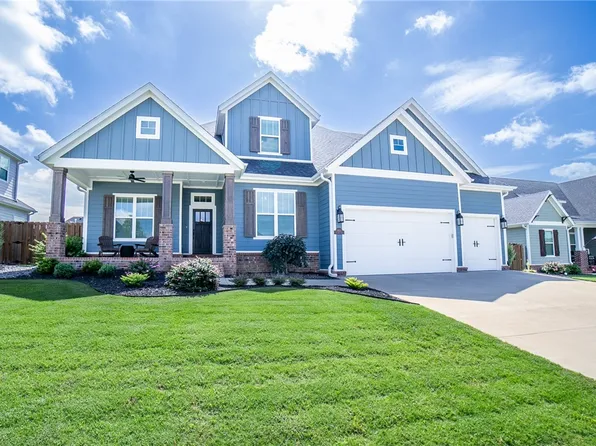 6413 S 62nd St, Rogers, AR 72758