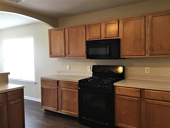 4th image of 6603 Gorton Dr