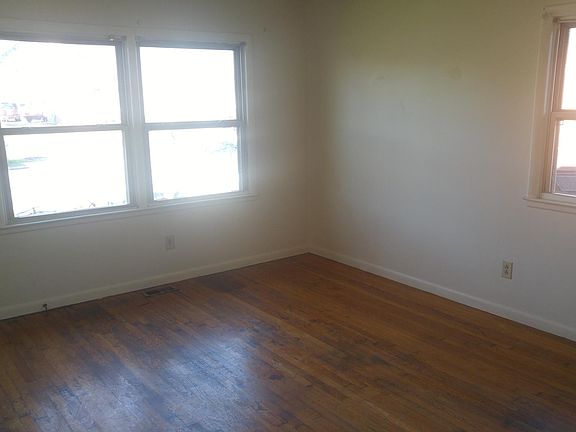 2nd image of 665 Anniston Dr
