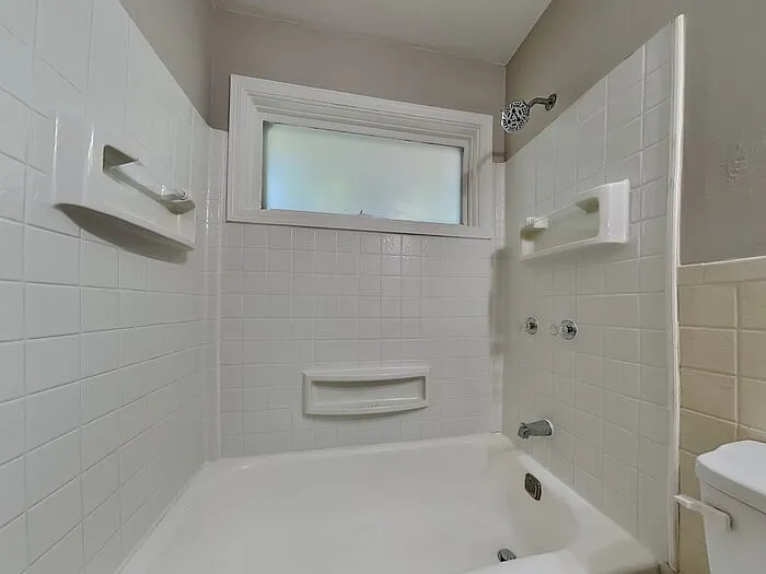 1218 Skillman Ave E — Photo 24