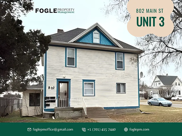 802 Main St — Photo 1