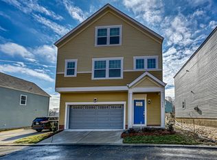 524 Kingsway Cir, Charlotte, NC 28214