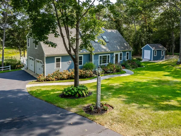 92 Augusta National Drive, Cummaquid, MA 02675