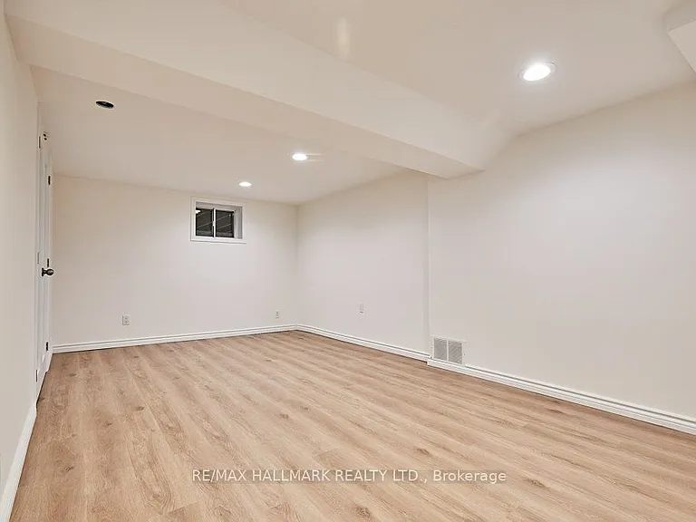 181 Ferris Rd #BASEMENT — Photo 5