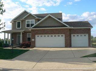 2107 W Liams Way, Dunlap, IL 61525