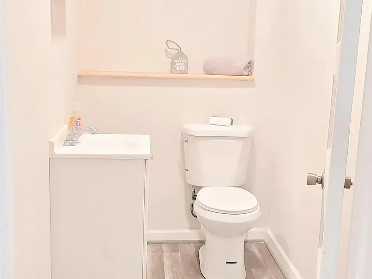 5113 N Broad St — Photo 18