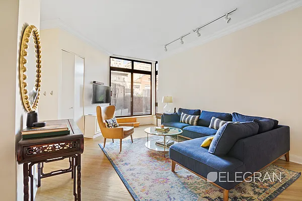 Sold by (Legacy) Elegran | media 2