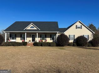 247 Darrell Thompson Rd, Lyons, GA 30436