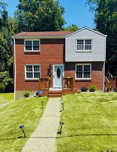 11433 Azalea Dr, Pittsburgh, PA, 15235