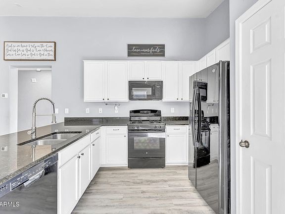2nd image of 36852 N YELLOWSTONE Drive