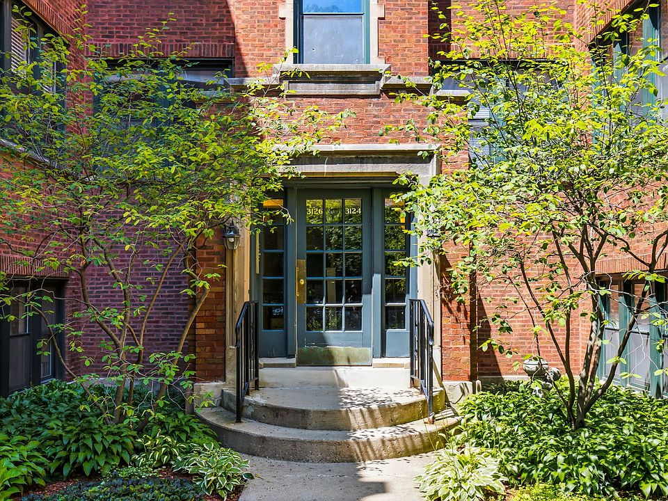 1st image of 3126 W Carmen Ave #3