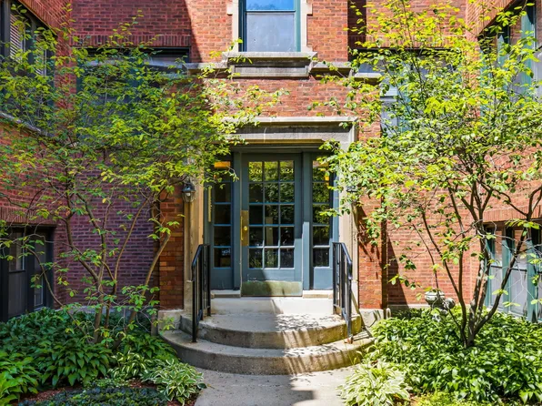 3126 W Carmen Ave #3, Chicago, IL 60625