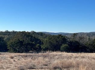 505 Center Point Dr E, Center Pt, TX 78010