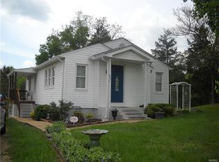 627 N Division St, Bonne Terre, MO 63628