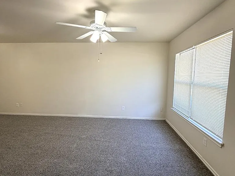 Unit Photo
