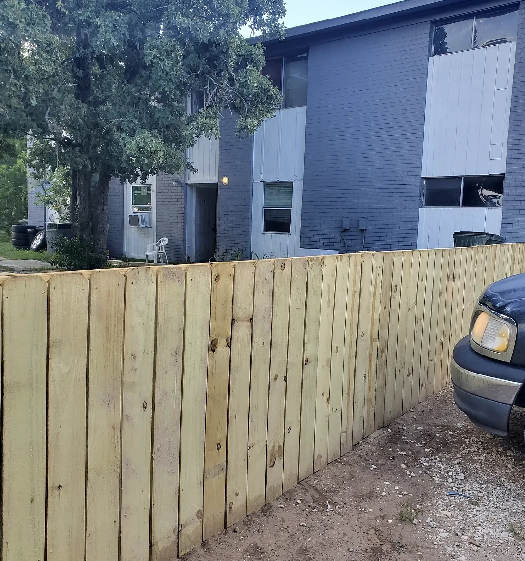 2 bed, 700 sqft, $845 — Photo 1