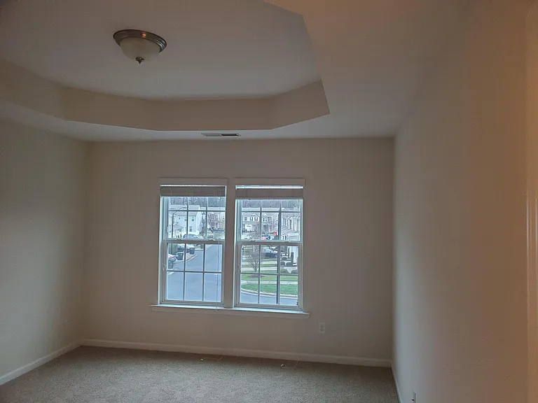1021 Ileagnes Rd — Photo 35
