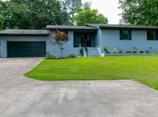 707 Marina Rd, Russellville, AR 72802