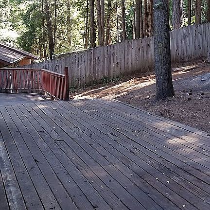 3rd image of 6995 Lakewood Dr