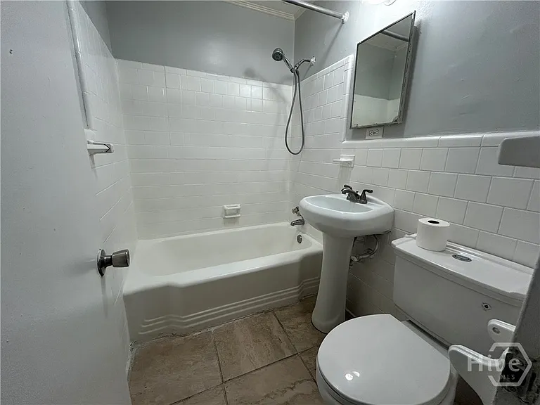 3715 Skidaway Rd — Photo 18