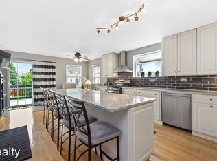 4051 N Kilbourn Ave #2, Chicago, IL 60641