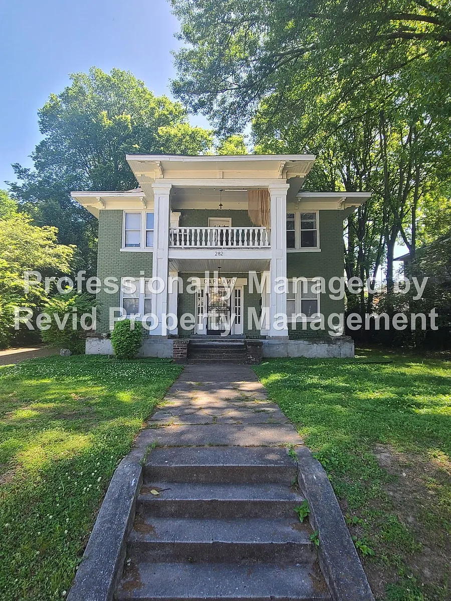 Building Photo - 282 Garland St
