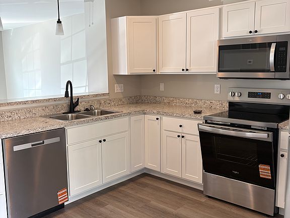 4th image of 1313 Owen Ln