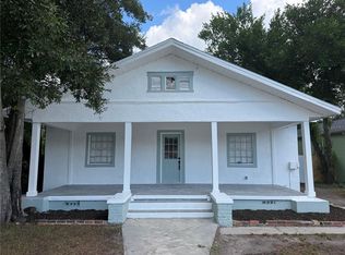 2604 E LAKE AVENUE, TAMPA, FL 33610