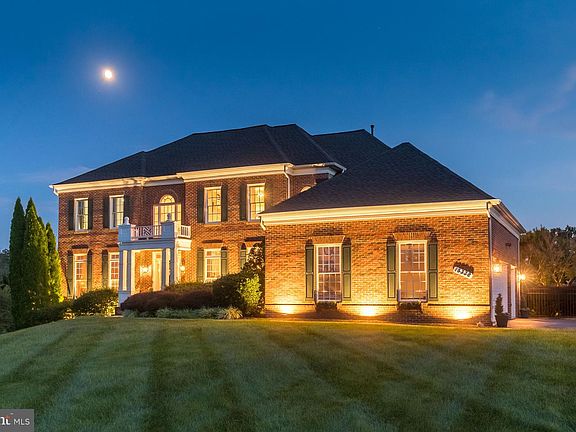 2nd image of 15332 Doe Hill Ct