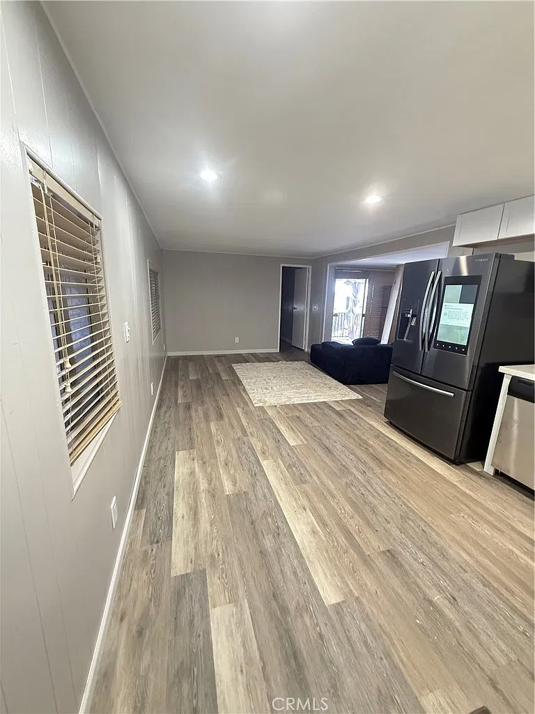 2 bed, 1.5 bath, 752 sqft, $1,500 — Photo 3