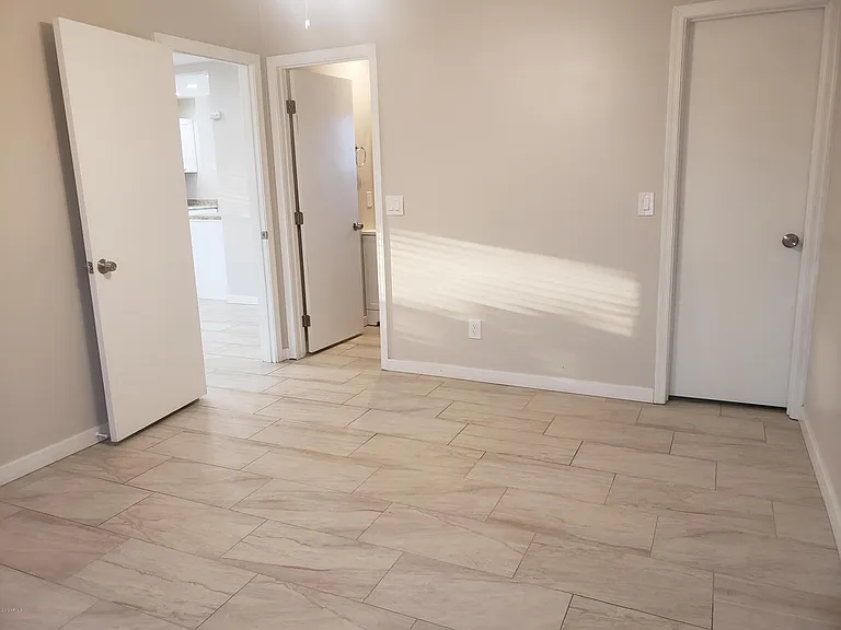 206 E Jones Ave #11SH — Photo 14
