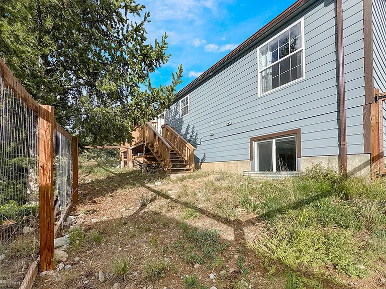 711 Clark Street Duplex — Photo 25